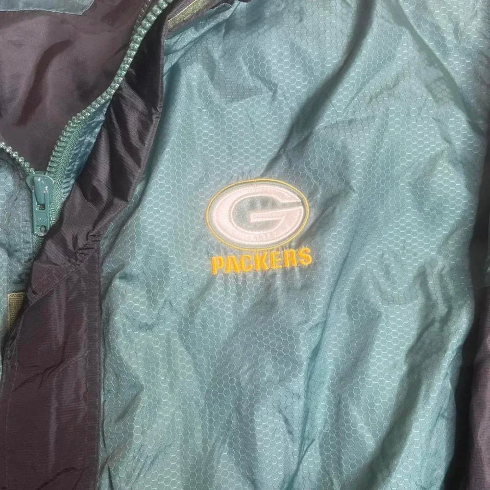 Vintage Green‎ Bay packers men's green pro player jacket nylon nfl embroidered